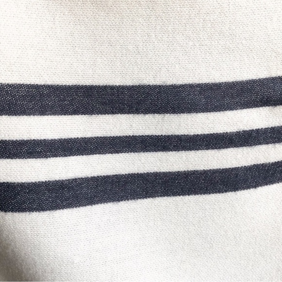 Poncho Wrap Scarf in blue and white - Picture 9 of 13